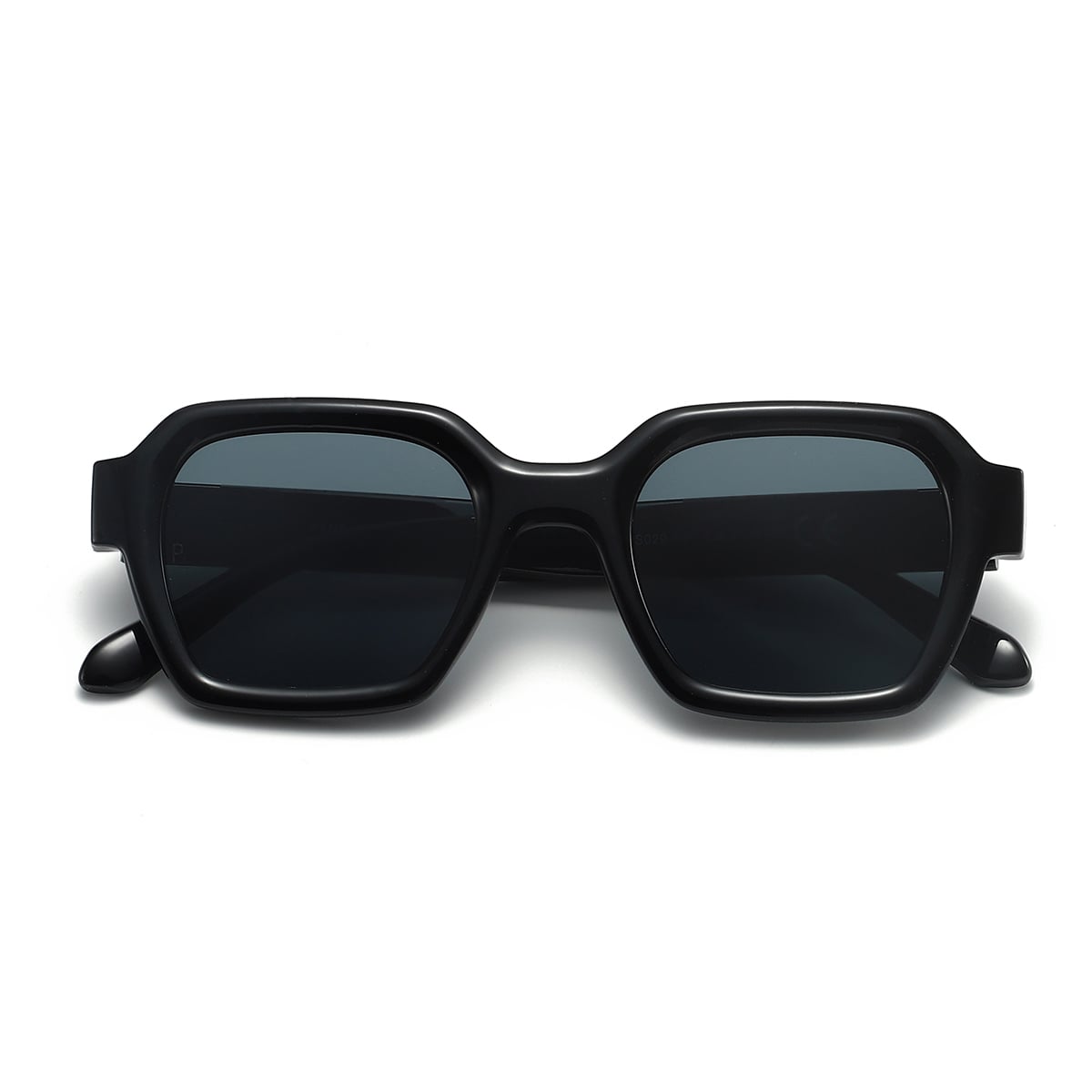 bold_black_smoke_2-min.jpg