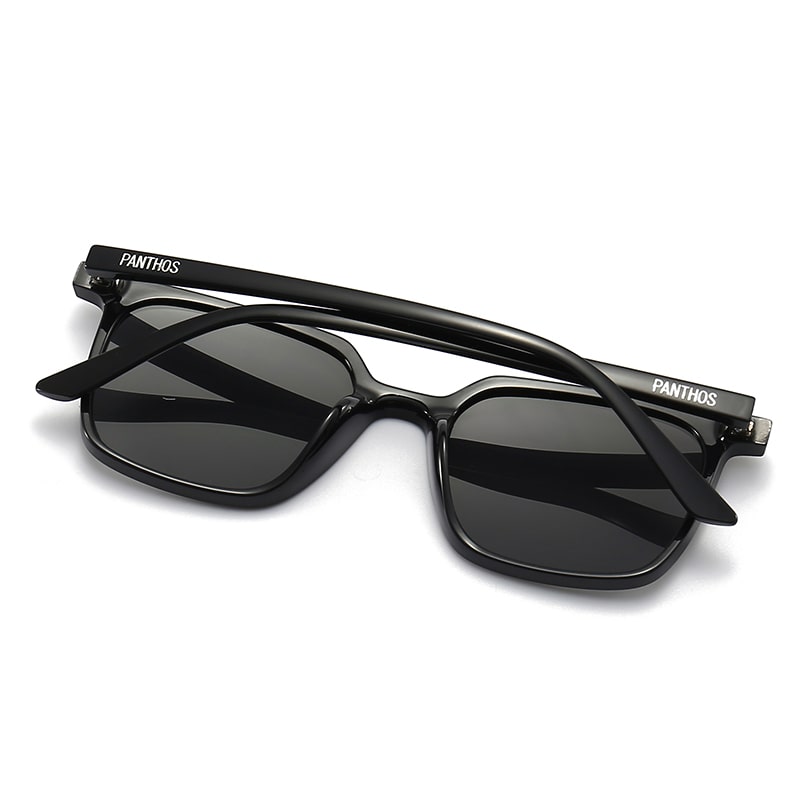 clays_totalblack3-min.jpg