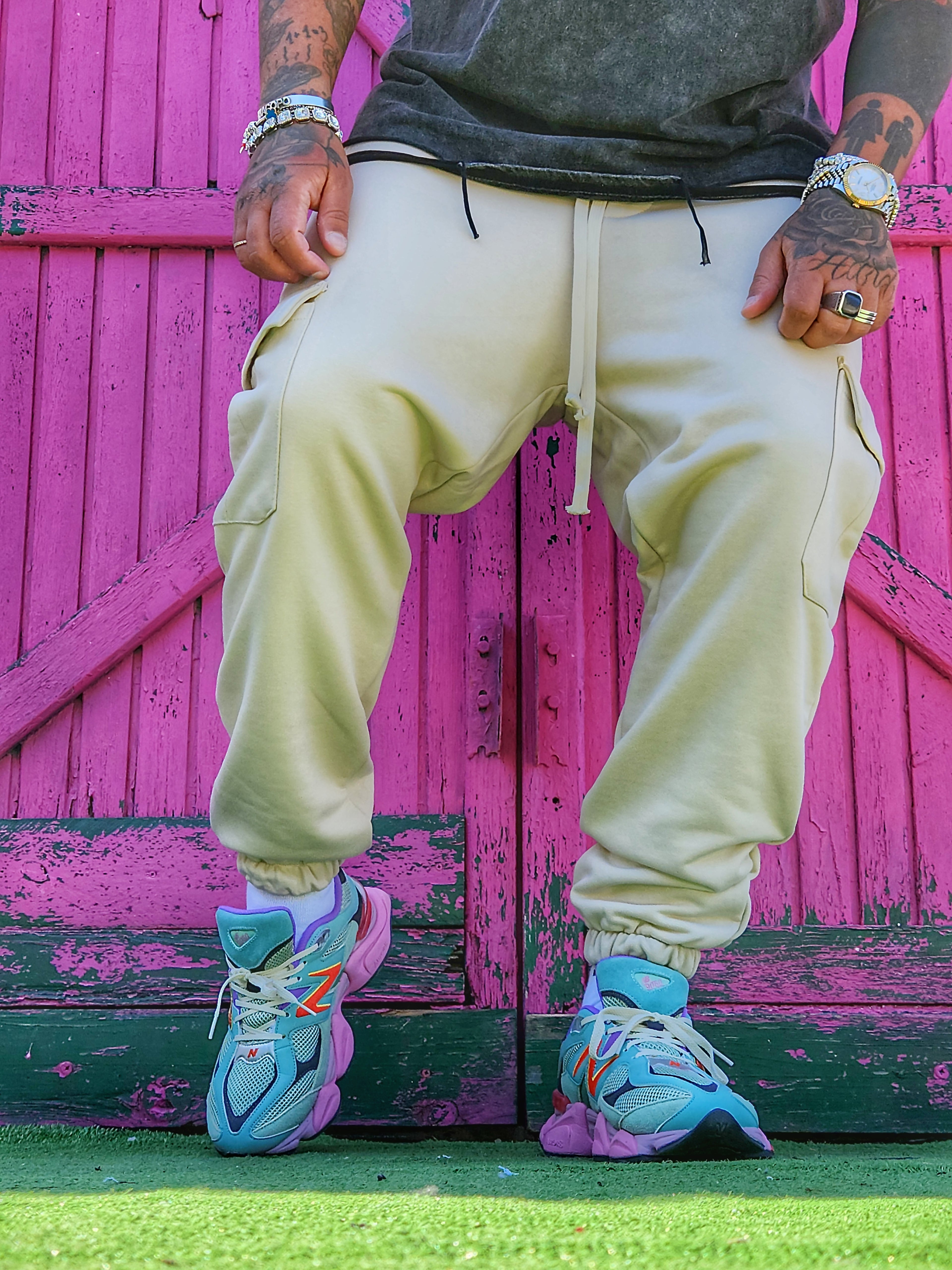 Pantalone Tuta Cargo Beige – Live Store Milano