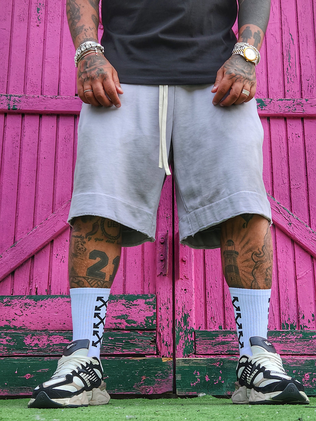 Bermuda  Hendrick Grey