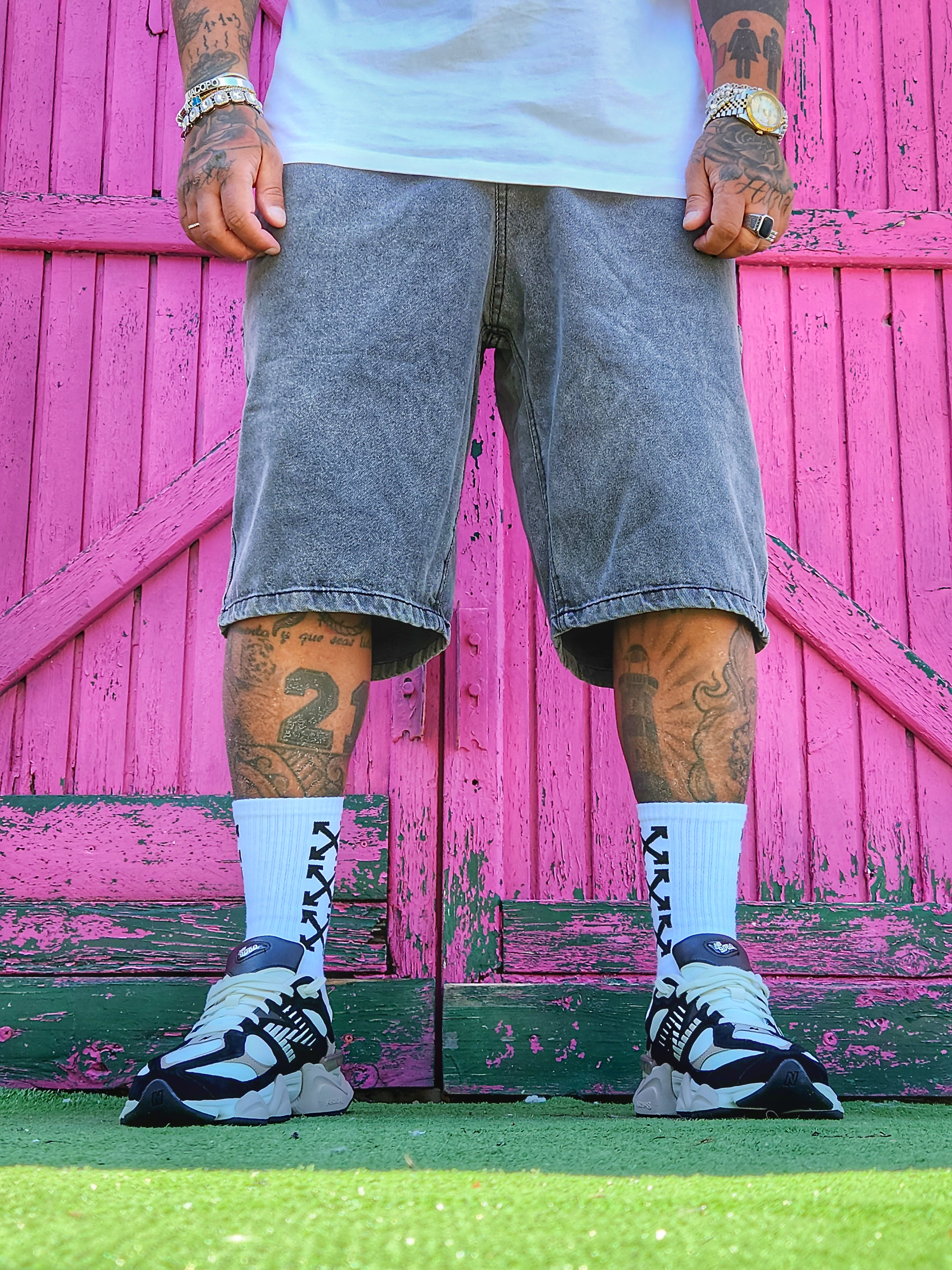 Bermuda Carpenter Grey