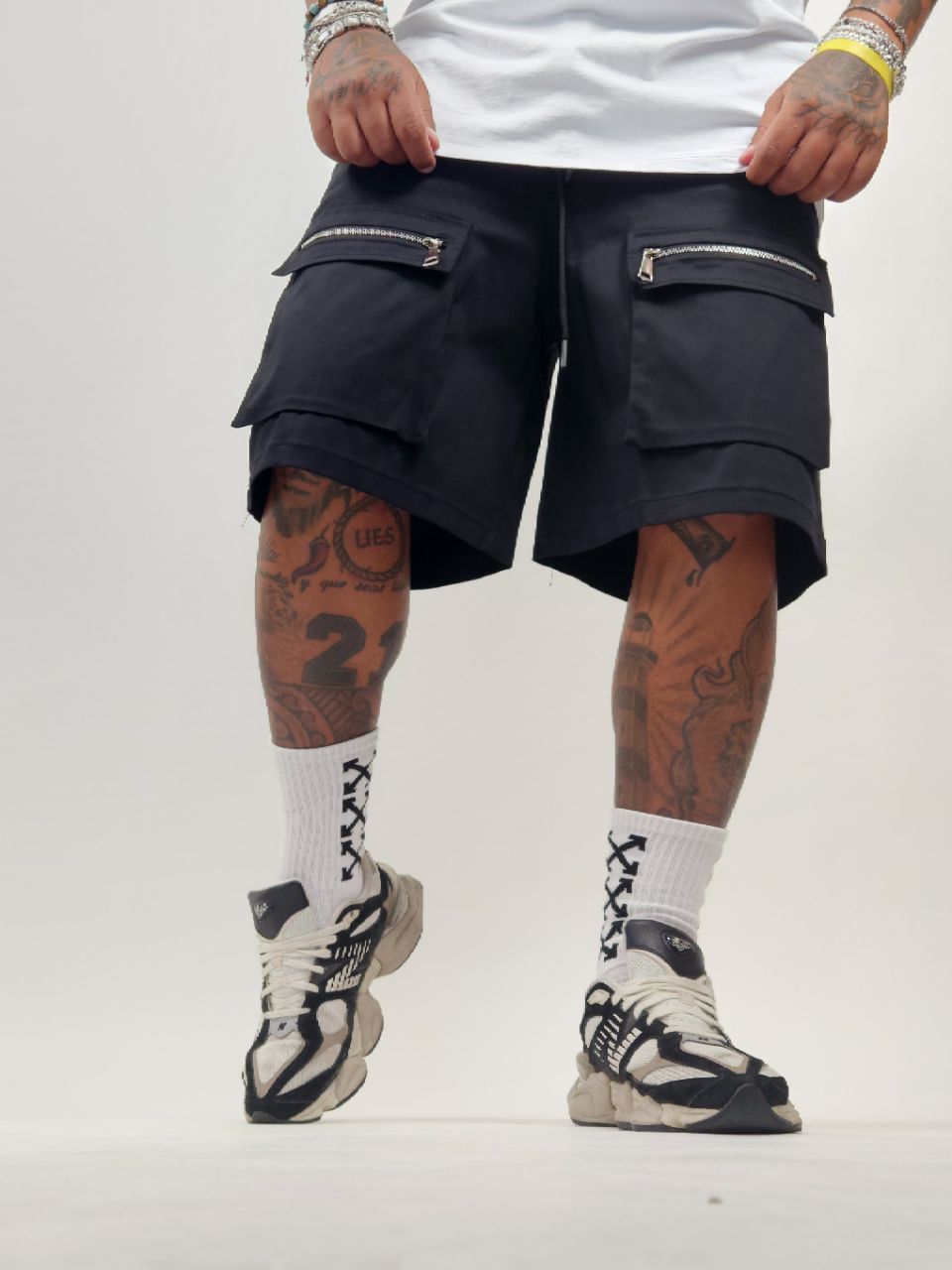 Bermuda Panama Zip Black