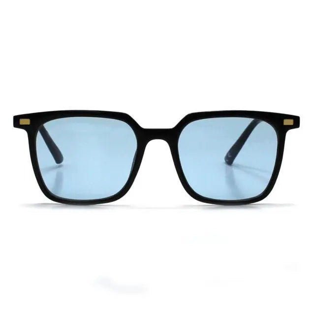 Clays_BlueBlack2-636x636-1.webp